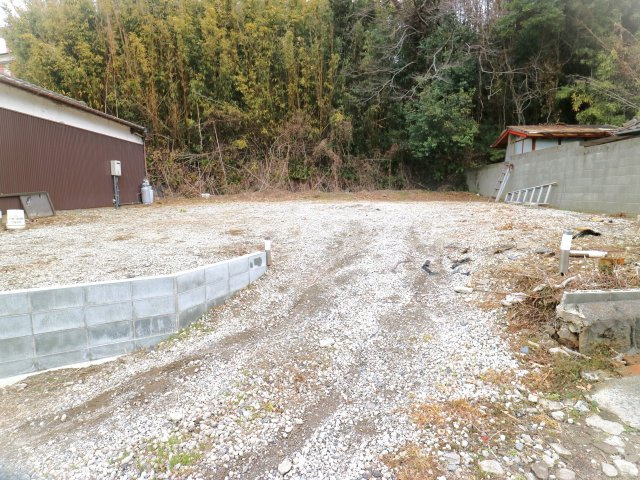 松浦町戸建の駐車場