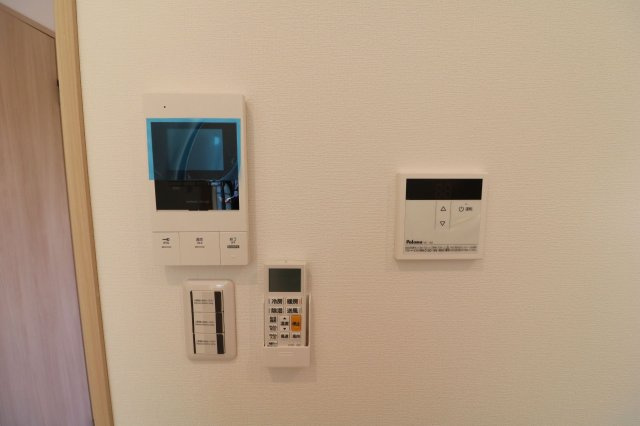 【セキュリティ】 | シェリール松ヶ丘 | 別号室の写真になります。現況優先。