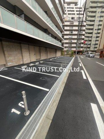 クレストコート同心の駐車場|駐車スペースもあります