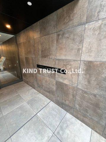 クレストコート同心のエントランス|ゆとりのあるエントランスです