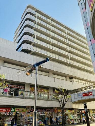 ビオルネ枚方南館の外観|新しい生活にいかがでしょうか？外観はお住まいの顔になります。こだわりたいポイントですね。水回りリフォームやリノベーションも承ってます。
■現地見学・資金計画相談・住宅ローン相談もお問合せ受付中■