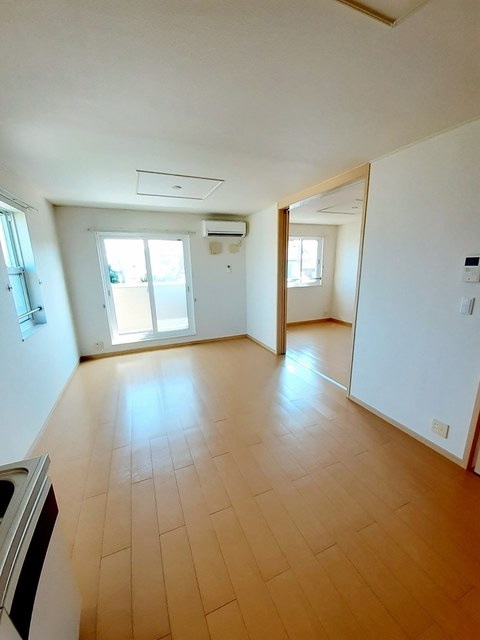 サニーレジデンス　Ａの居間・リビング|居室・リビング