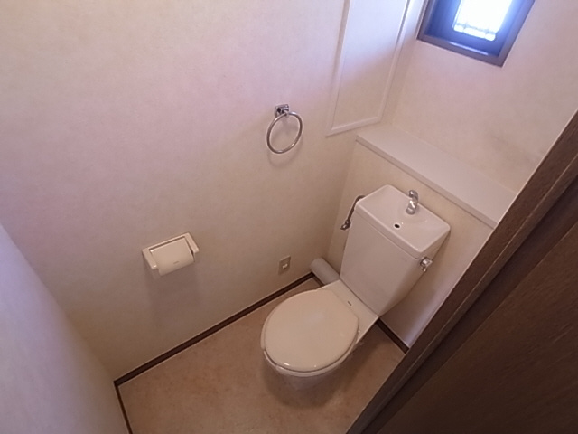 神戸市長田区東尻池町１丁目の賃貸マンションのトイレ|トイレ