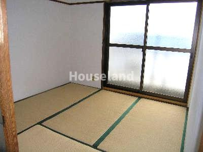 狐島興里マンションの和室