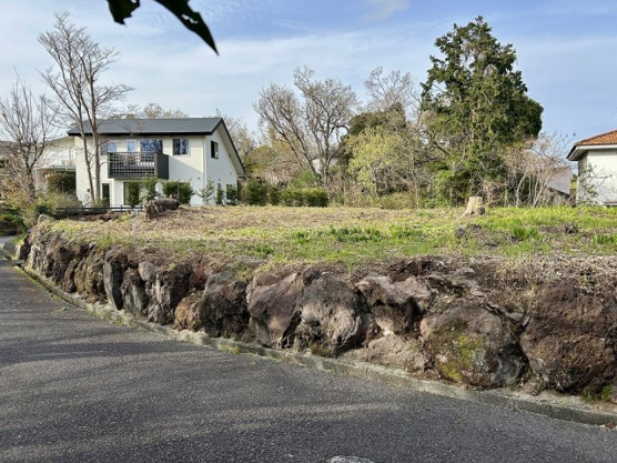 【外観】 | 伊豆急伊豆高原　売地 | 緑豊かな閑静な別荘地内に所在
