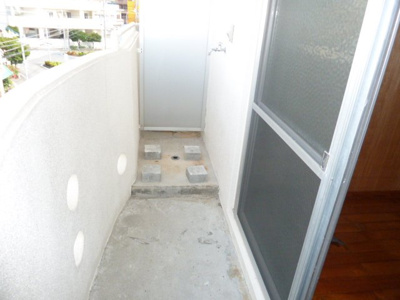  | 瀬底ハイツ城間 | ※室内写真は402号室を参照しています。