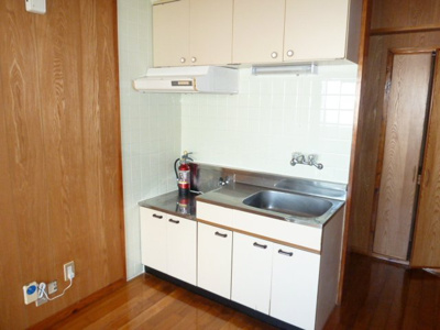  | 瀬底ハイツ城間 | ※室内写真は402号室を参照しています。