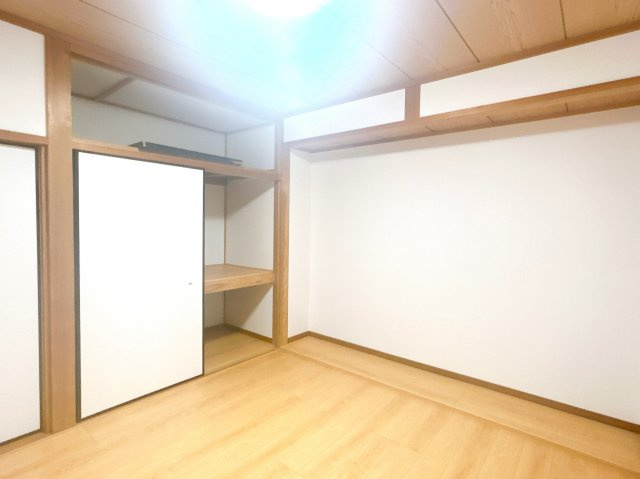 都城市高城町大井手の中古一戸建の洋室