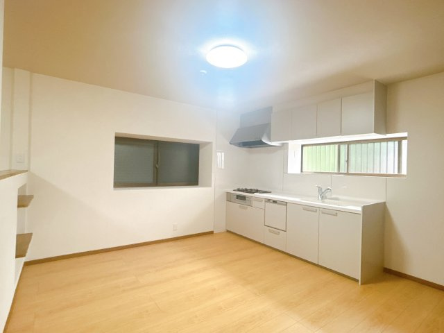 都城市高城町大井手の中古一戸建のキッチン