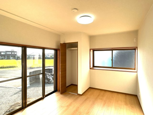 都城市高城町大井手の中古一戸建の洋室