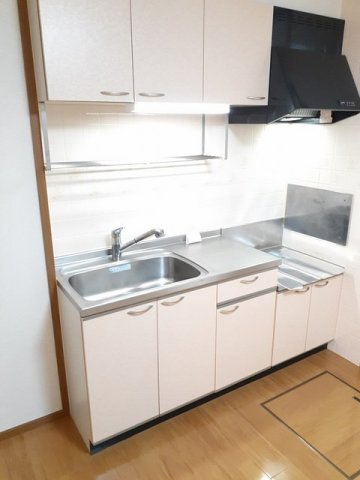 コンパクトなキッチンで掃除もラクラク