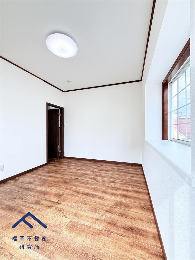 糟屋郡須惠町大字旅石　戸建ての洋室