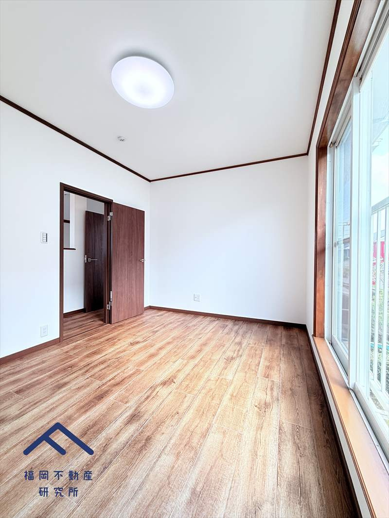 糟屋郡須惠町大字旅石　戸建ての洋室