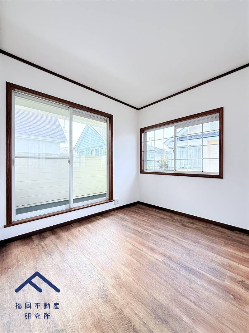 糟屋郡須惠町大字旅石　戸建ての洋室