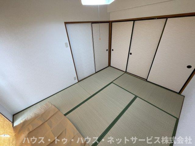 INSURANCE BLDG.XVIのその他