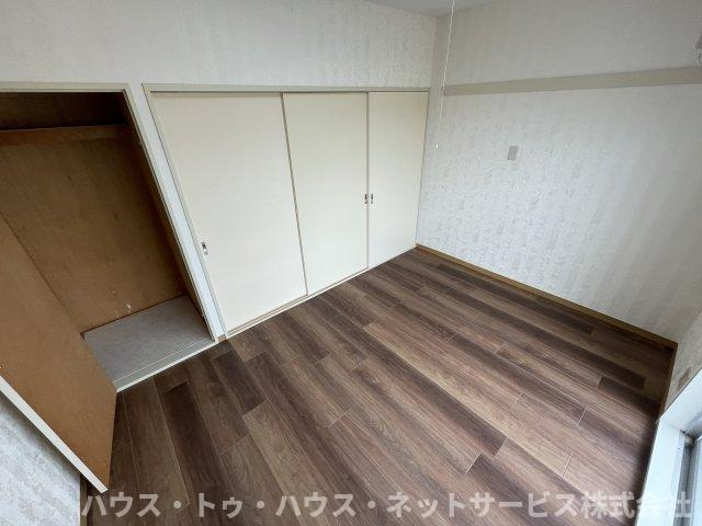 INSURANCE BLDG.XVIの洋室