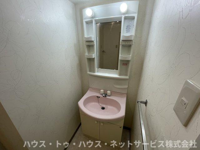 INSURANCE BLDG.XVIのトイレ