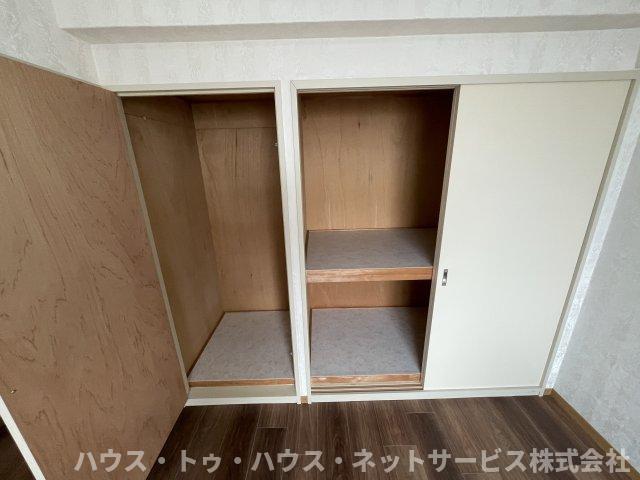 INSURANCE BLDG.XVIの子供部屋