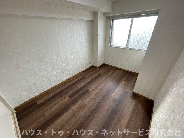 INSURANCE BLDG.XVIの子供部屋