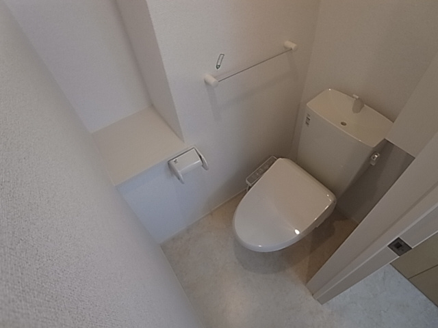 神戸市須磨区須磨浦通５丁目のアパートのトイレ|ウォシュレット