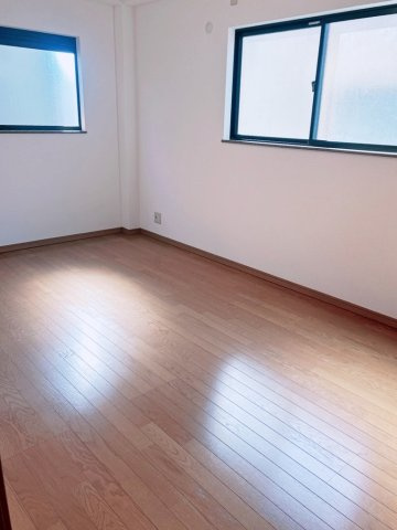 堺市北区金岡町の洋室