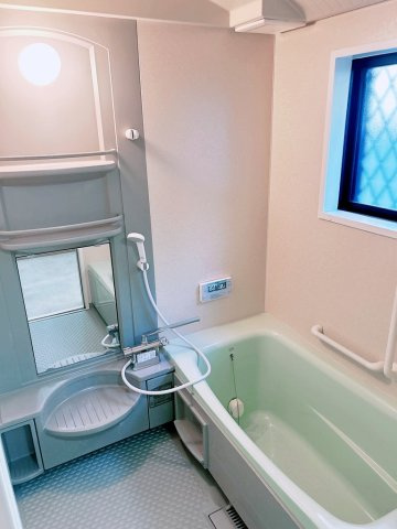 堺市北区金岡町の浴室