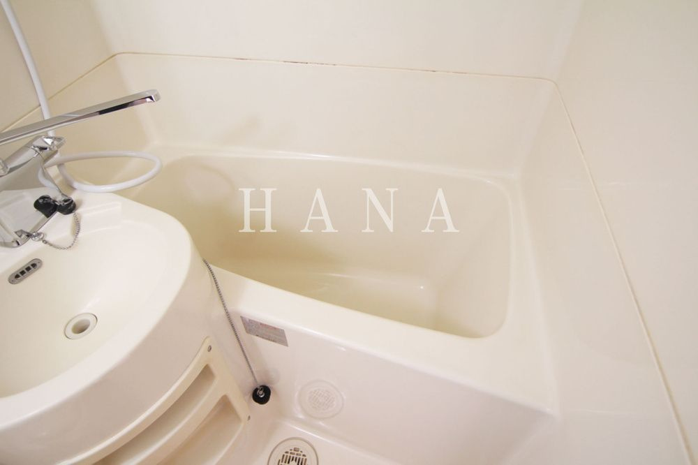 サンクチュアリーフォレストの浴室|※反転タイプの参考写真です