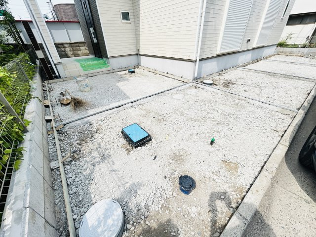 新築　高崎市並榎町6期　Heartful　Town　１号棟の駐車場|現地写真　駐車スペースは2台分可能です！
