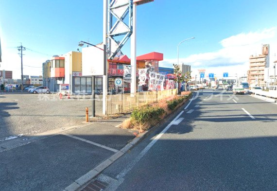 高宮栄町　店舗の周辺|前面の通りです☆