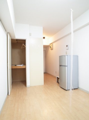 【寝室】 | ザ・ウエスト | 家具の配置が楽しみです☆