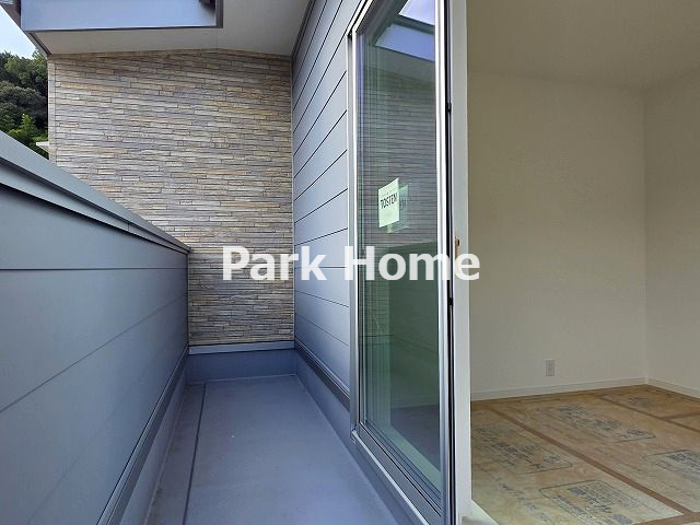 高知市朝倉丙 A号地 新築戸建てのバルコニー