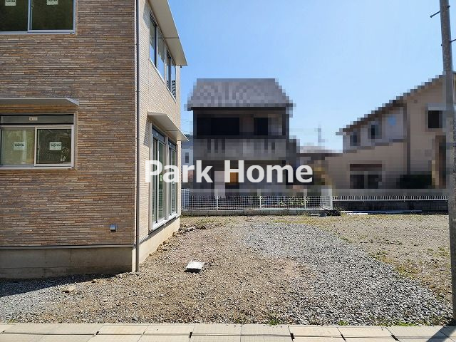 高知市朝倉丙 A号地 新築戸建ての前面道路含む現地写真
