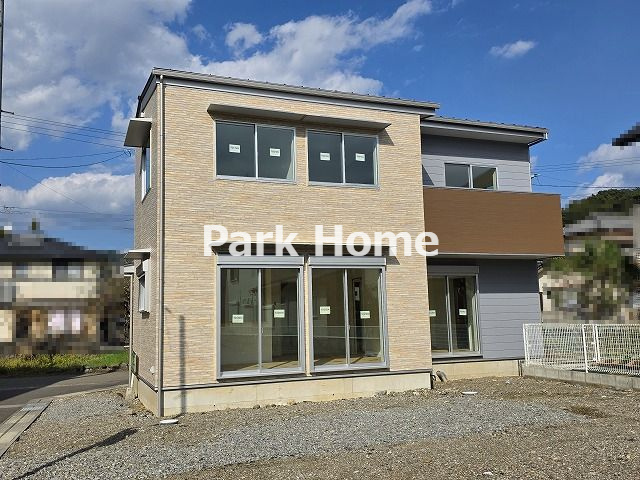 高知市朝倉丙 A号地 新築戸建ての外観|2025.10月末：建築中