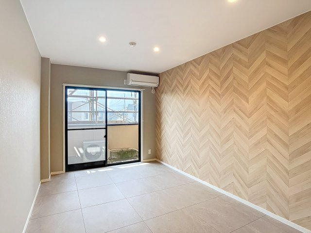 COLORER (クロレ)の洋室