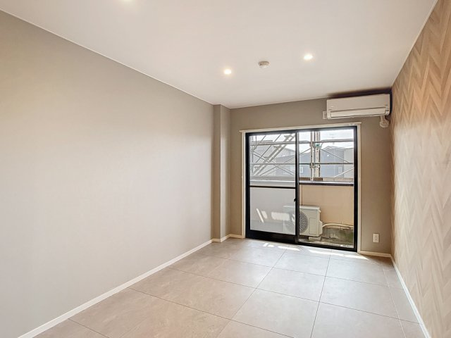 COLORER (クロレ)の洋室