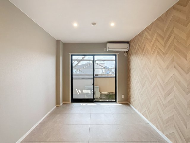 COLORER (クロレ)の洋室