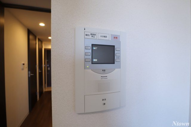 【セキュリティ】 | ディアレイシャス浅間町 | モニター付きインターホンです