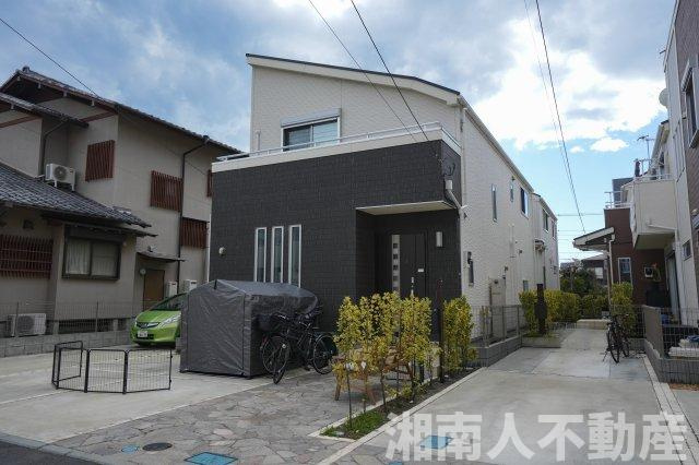 藤沢市片瀬海岸３丁目戸建て