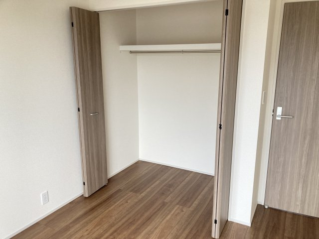 ブルーミングガーデン前橋市上新田町　５号棟　の収納|２階洋室２収納です♪