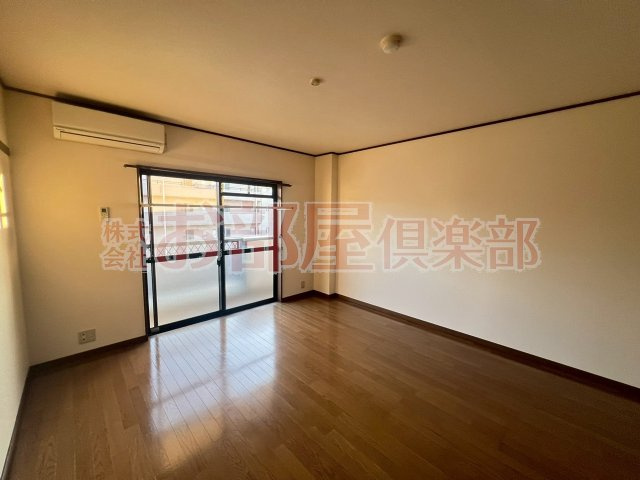 コンフォールⅢの居間・リビング