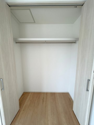 【収納】 | 2階約2.5帖の洋室の収納