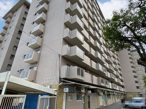 メガロコープ西陣A棟の外観