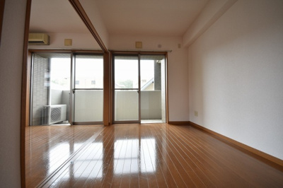 【居間・リビング】 | HPには初期費用掲載！「プライスホーム」で検索！プティソール博多