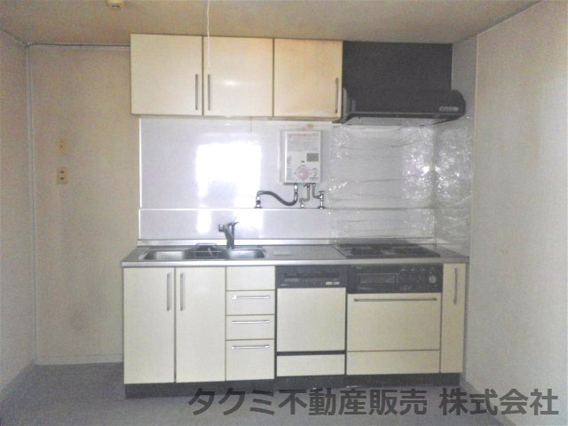 垂水高丸住宅　２号棟のキッチン