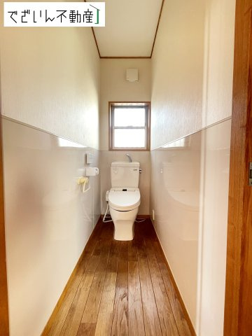 【トイレ】 | 熊谷市弥藤吾　中古住宅   | 現地(2025年9月撮影)