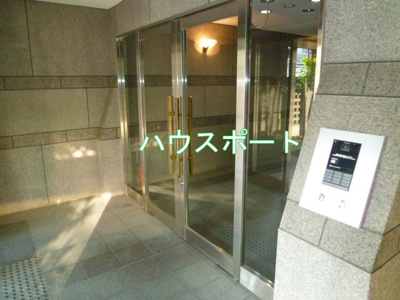 【エントランス】 | ベル・クローチェ京都sta.