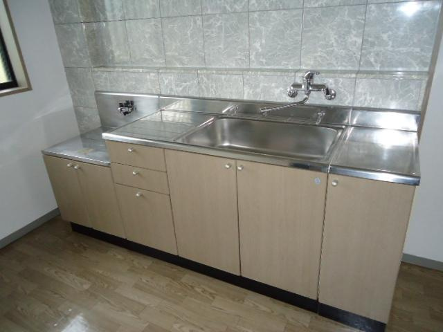 コンフォールシャトーのキッチン|キッチン