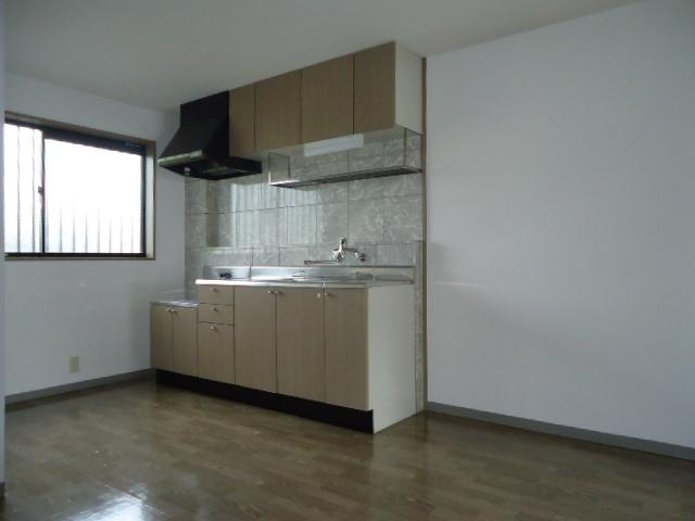 コンフォールシャトーのキッチン|ダイニング