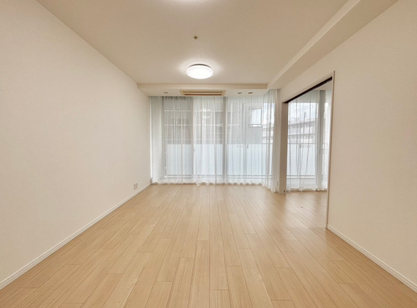 ルネラディウス芦屋川の洋室