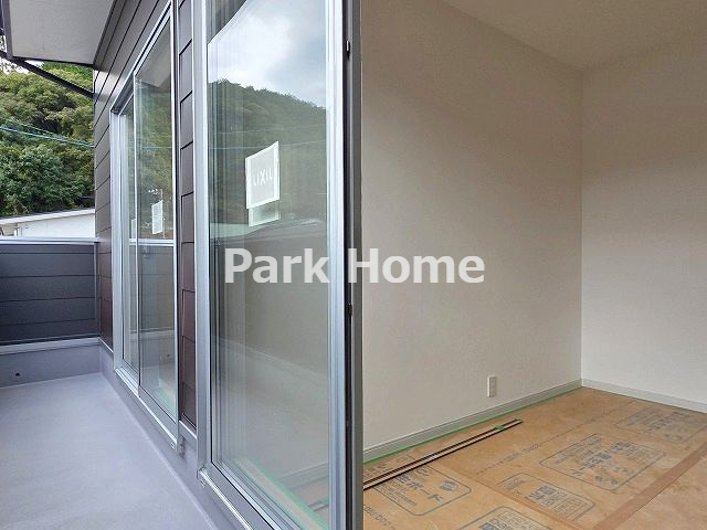 高知市朝倉丙 F号地 新築戸建てのバルコニー